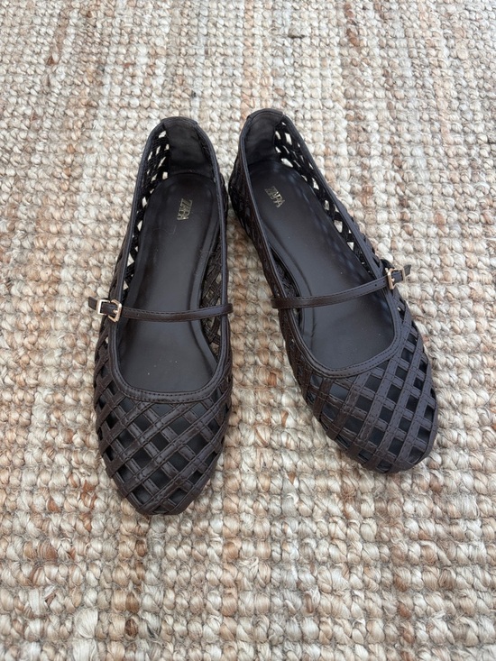 Zara Shoes - Zara Black Lattice Mary Jane Flats
